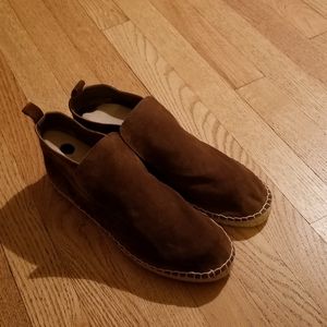 Womens Suede Flat Ankle  booties. Size 11